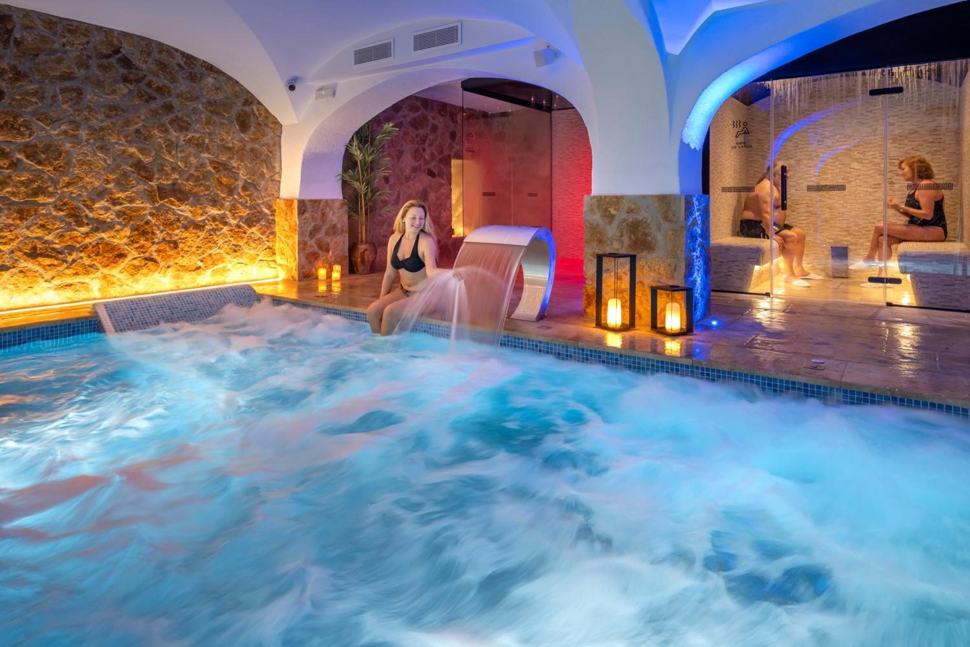 Hotel Ght Neptuno-Tossa & Venus Spa トッサ・デ・マール エクステリア 写真